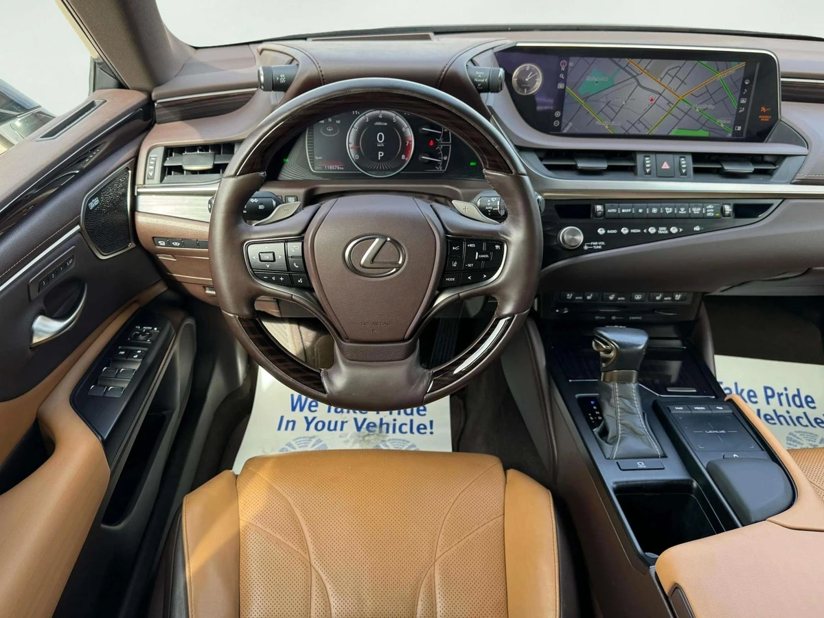 Lexus ES 350 Mark & Levinson / ОБДУХВАНЕ / Flaxen Interior - изображение 7 | Auto.bg Lexus ES 350 Mark & Levinson / ОБДУХВАНЕ / Flaxen Interior - изображение 7