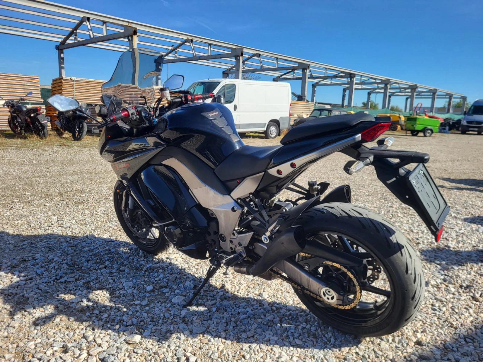 Kawasaki Z Лизинг Бартер - изображение 3 | Auto.bg Kawasaki Z Лизинг Бартер - изображение 3