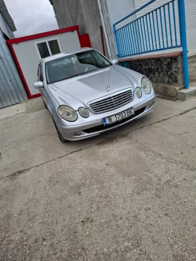 Снимка Mercedes-Benz E 320
