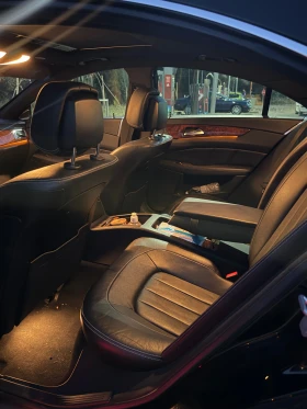 Mercedes-Benz CLS 500 4х4 - 17000 € / 33249.11 лв. - 63609655 12 | Car24.bg Mercedes-Benz CLS 500 4х4 - 17000 € / 33249.11 лв. - 63609655 12