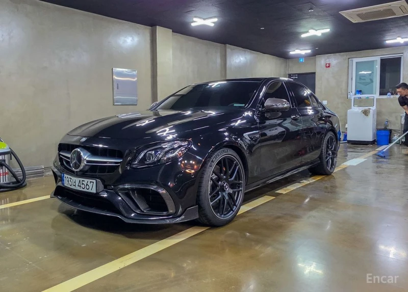Mercedes-Benz E 63 AMG 4MATIC+ * CARBON* BRABUS* EXHAUST* BURMESTER* ОБДУ - 35700 € / 69823.13 лв. - 38750674 1 | Car24.bg Mercedes-Benz E 63 AMG 4MATIC+ * CARBON* BRABUS* EXHAUST* BURMESTER* ОБДУ - 35700 € / 69823.13 лв. - 38750674 1