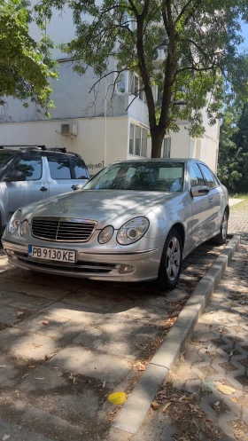 Снимка Mercedes-Benz E 240
