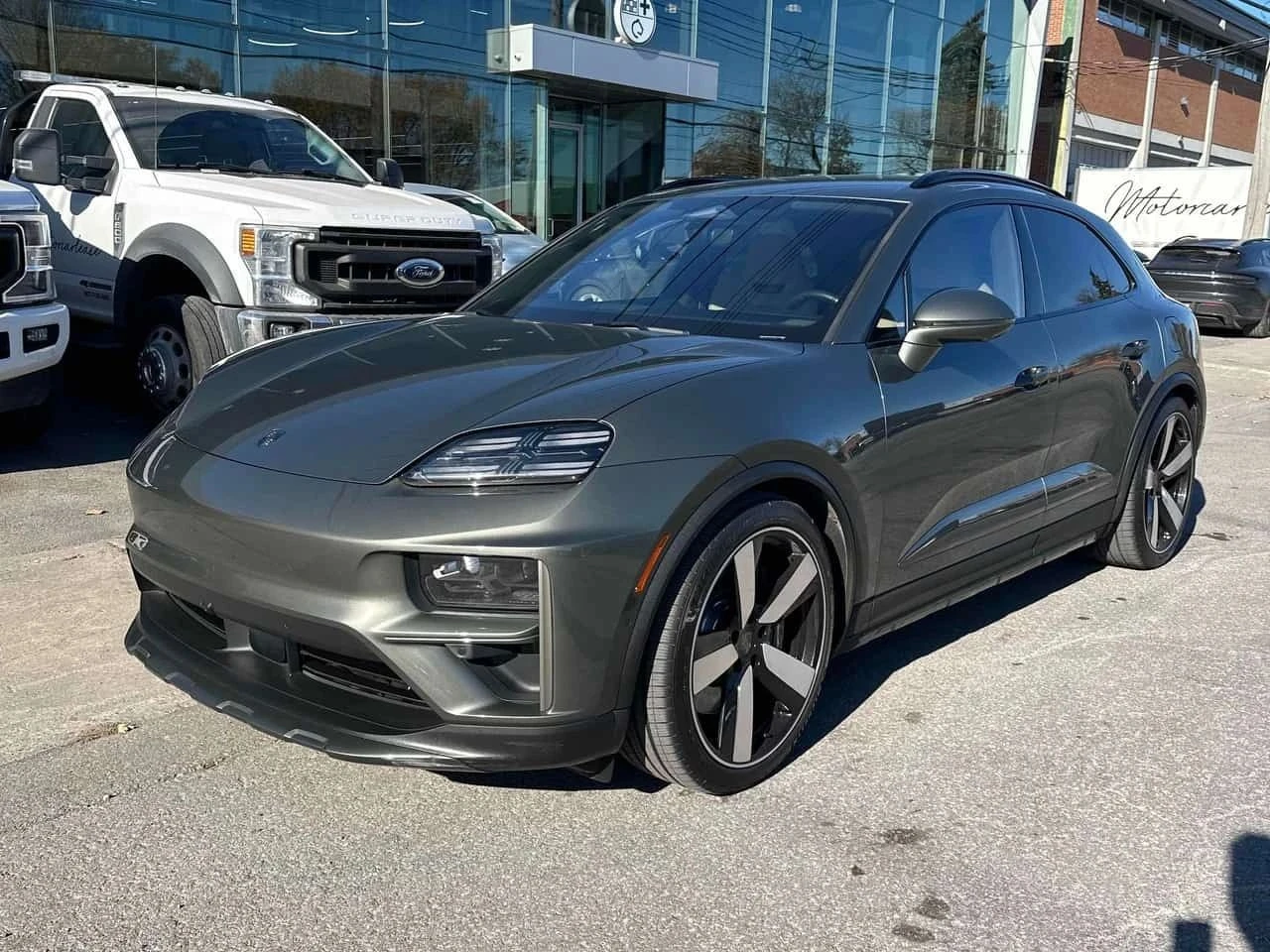 Porsche Macan undefined | Auto.bg — изображение 1 Porsche Macan undefined | Auto.bg — изображение 1