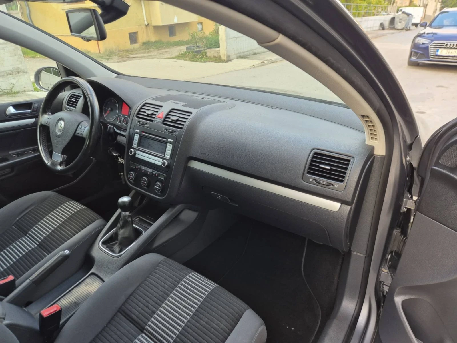 VW Golf  - изображение 10 | Auto.bg VW Golf  - изображение 10