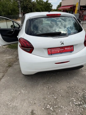 Peugeot 208 1.6hdi | Auto.bg — изображение 13 Peugeot 208 1.6hdi | Auto.bg — изображение 13