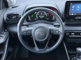 Toyota Yaris HEV 4200km | Auto.bg — изображение 8 Toyota Yaris HEV 4200km | Auto.bg — изображение 8