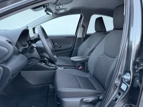 Toyota Yaris HEV 4200km | Auto.bg — изображение 11 Toyota Yaris HEV 4200km | Auto.bg — изображение 11