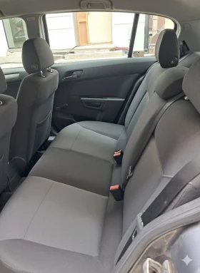 Opel Astra undefined | Auto.bg — изображение 12 Opel Astra undefined | Auto.bg — изображение 12