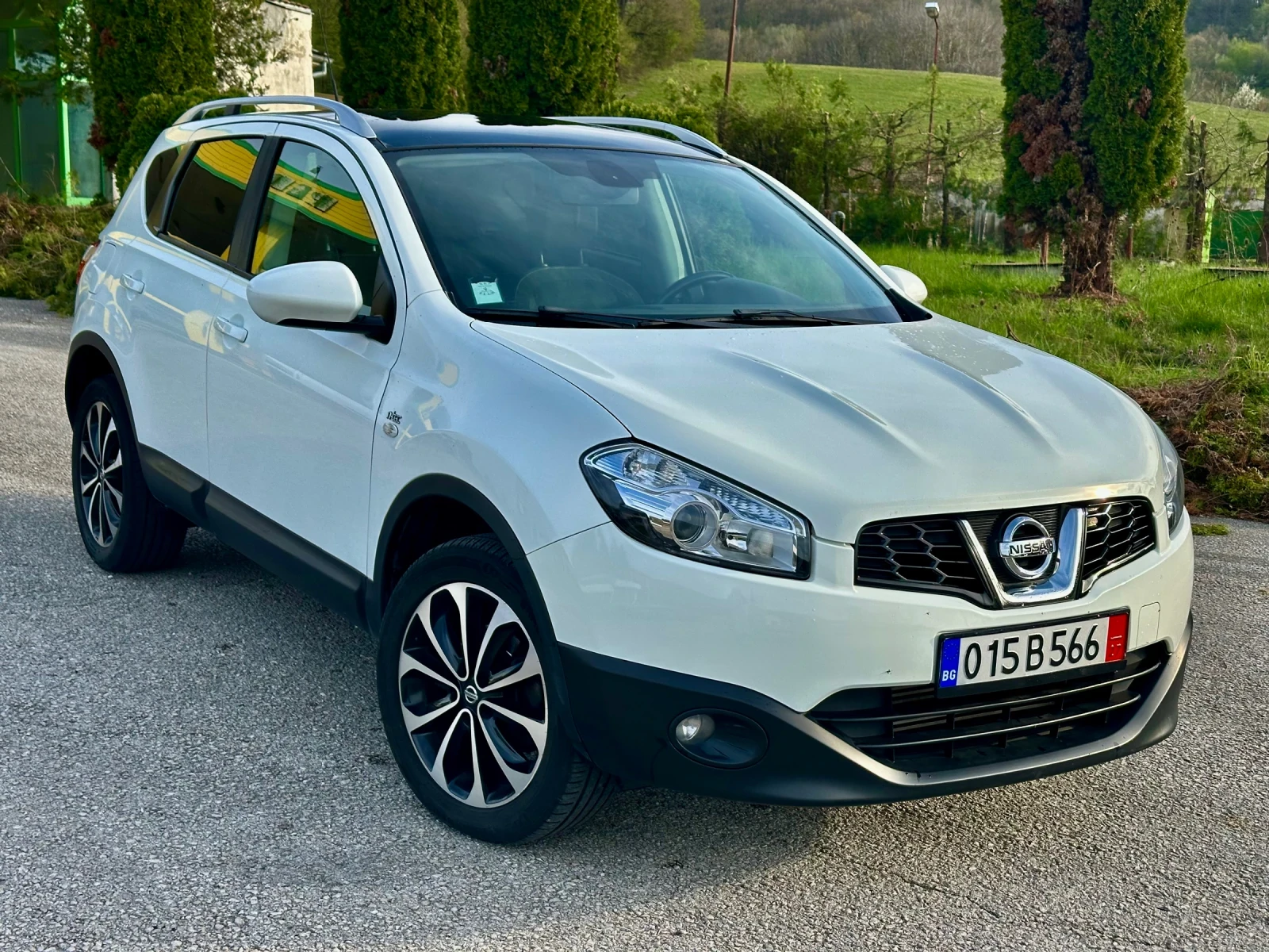 Nissan Qashqai 1.5 DCi N-TEC НАВИ ПАНОРАМА ТОП СЪСТОЯНИЕ! | Auto.bg — изображение 1 Nissan Qashqai 1.5 DCi N-TEC НАВИ ПАНОРАМА ТОП СЪСТОЯНИЕ! | Auto.bg — изображение 1