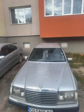 Снимка Mercedes-Benz 124