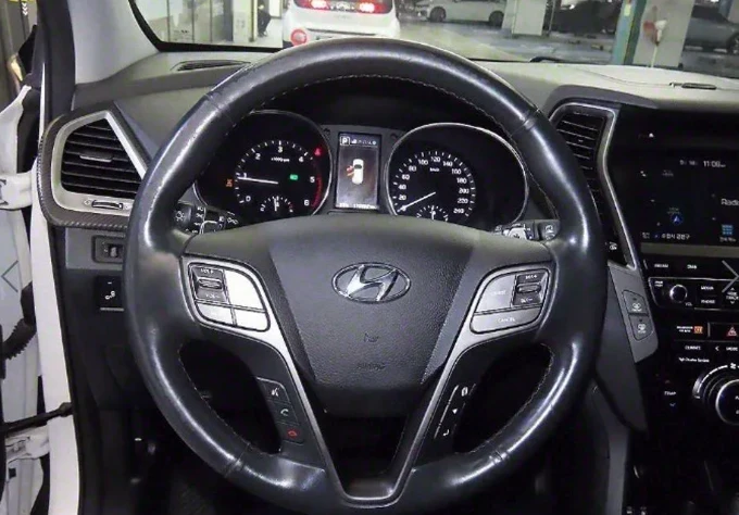 Hyundai Santa fe 2.2 CRDI 4WD - изображение 6 | Auto.bg Hyundai Santa fe 2.2 CRDI 4WD - изображение 6