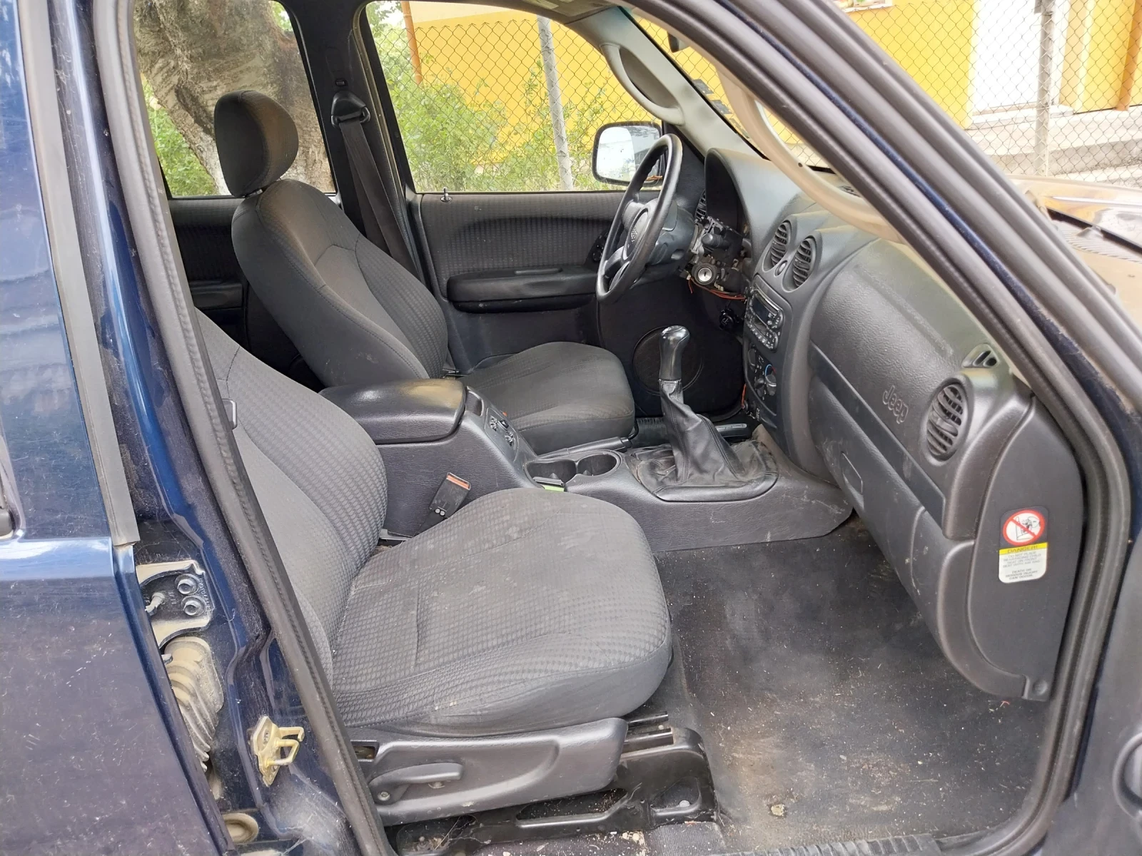 Jeep Cherokee 4?4 Ръчни ск.ляв волан - изображение 7 | Auto.bg Jeep Cherokee 4?4 Ръчни ск.ляв волан - изображение 7