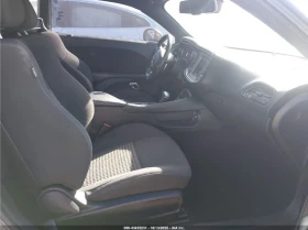 Dodge Challenger R/T - 21900 лв. / 11197.29 € - 85929499 6 | Car24.bg Dodge Challenger R/T - 21900 лв. / 11197.29 € - 85929499 6