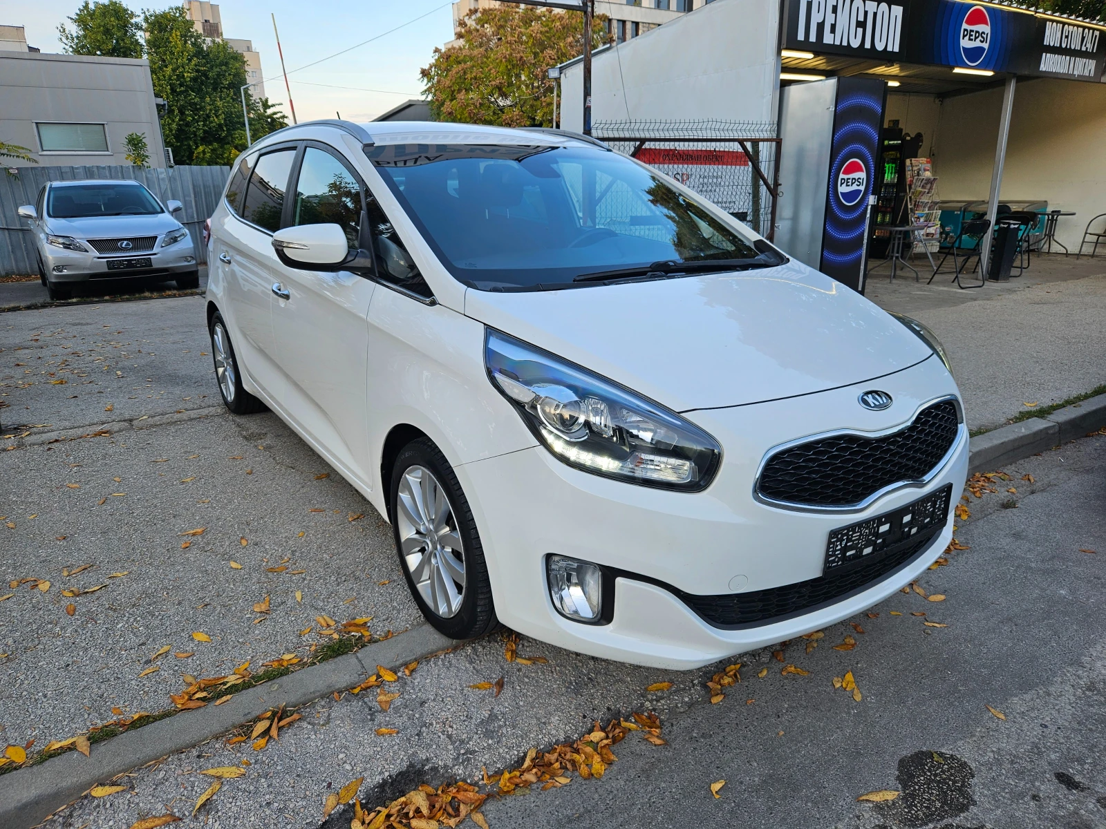Kia Carens 1.7 116kc ТОП - изображение 3 | Auto.bg Kia Carens 1.7 116kc ТОП - изображение 3