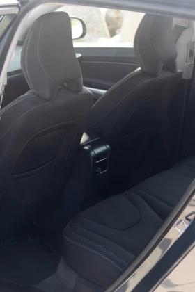 Volvo V60 D4 Business Edition - 9900 € / 19362.72 лв. - 64328577 12 | Car24.bg Volvo V60 D4 Business Edition - 9900 € / 19362.72 лв. - 64328577 12