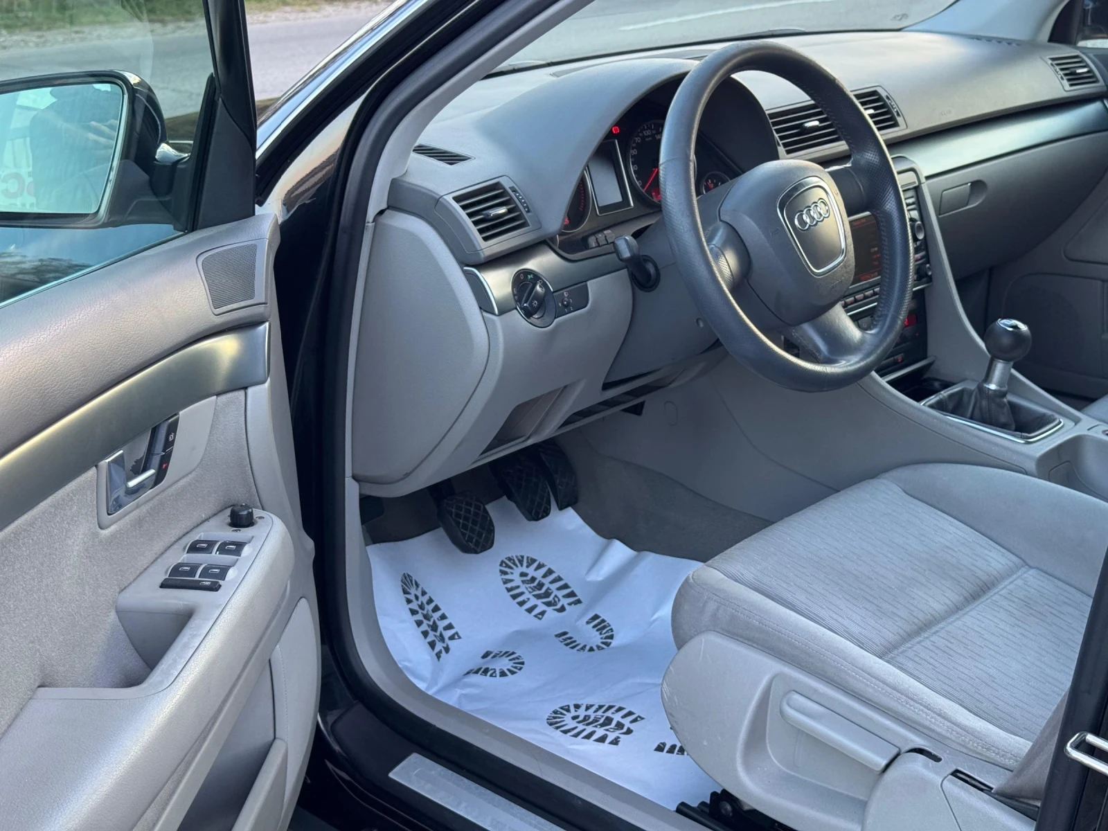 Audi A4 2.0 TDI  NAVI 6 SK LIZING - изображение 8 | Auto.bg Audi A4 2.0 TDI  NAVI 6 SK LIZING - изображение 8