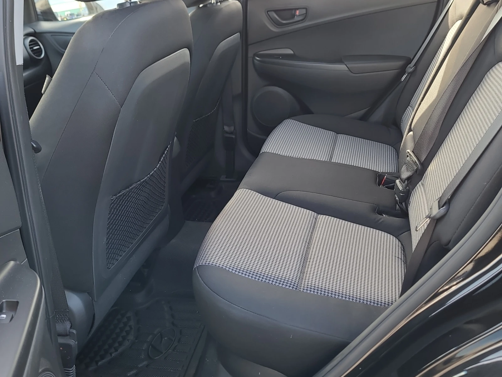 Hyundai Kona * CARFAX * БЕЗ ПЪРВОНАЧАЛНА ВНОСКА - изображение 8 | Auto.bg Hyundai Kona * CARFAX * БЕЗ ПЪРВОНАЧАЛНА ВНОСКА - изображение 8