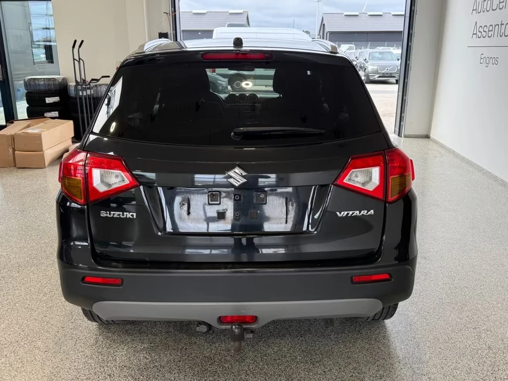 Suzuki Vitara 1.6DDIS Comfort Euro6 1Hand - изображение 5 | Auto.bg Suzuki Vitara 1.6DDIS Comfort Euro6 1Hand - изображение 5