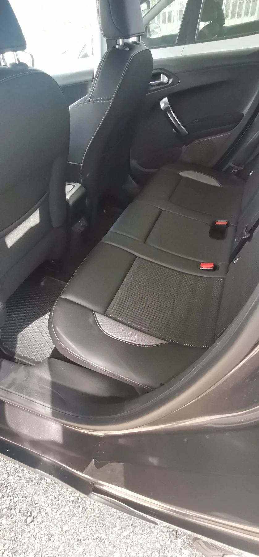 Peugeot 2008 1.6 hdi - изображение 7 | Auto.bg Peugeot 2008 1.6 hdi - изображение 7