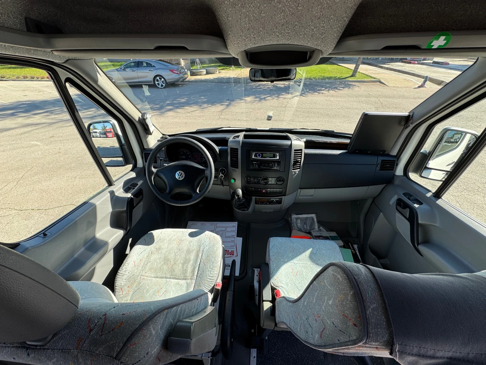 VW Crafter 2.5Tdi 163ps автомат врата клима - изображение 7 | Auto.bg VW Crafter 2.5Tdi 163ps автомат врата клима - изображение 7