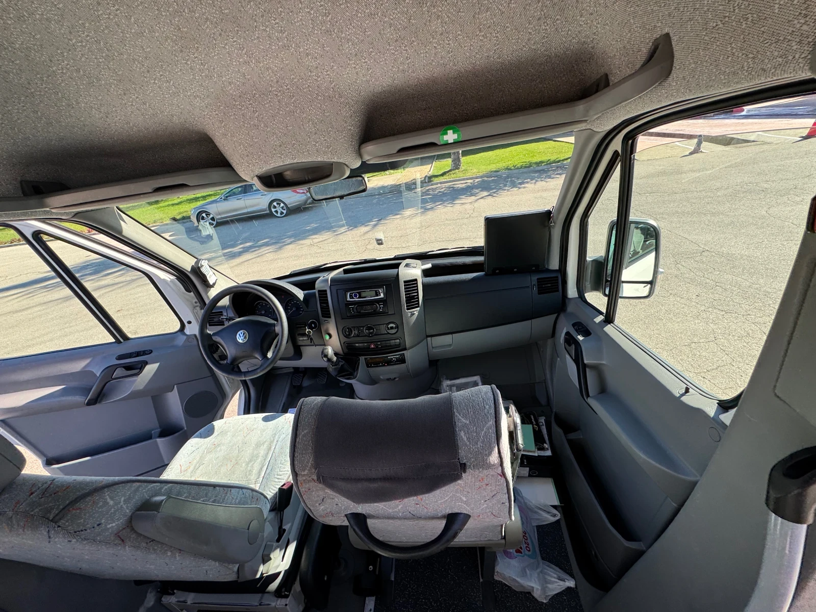 VW Crafter 2.5Tdi 163ps автомат врата клима - изображение 8 | Auto.bg VW Crafter 2.5Tdi 163ps автомат врата клима - изображение 8
