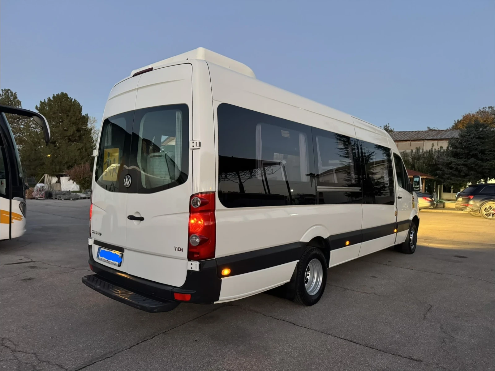 VW Crafter 2.5Tdi 163ps автомат врата клима - изображение 5 | Auto.bg VW Crafter 2.5Tdi 163ps автомат врата клима - изображение 5