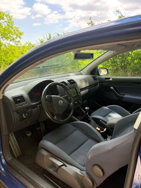 VW Golf Mk5 2.0TDI - 3300 € / 6454.24 лв. - 94803415 5 | Car24.bg VW Golf Mk5 2.0TDI - 3300 € / 6454.24 лв. - 94803415 5