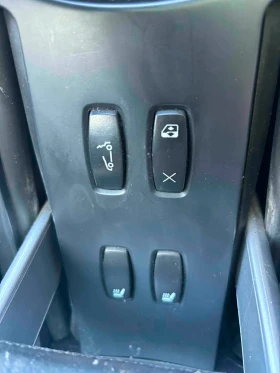 Renault Megane 2.0 бензин, кожа, кабриолет - 2900 € / 5671.91 лв. - 46125326 10 | Car24.bg Renault Megane 2.0 бензин, кожа, кабриолет - 2900 € / 5671.91 лв. - 46125326 10