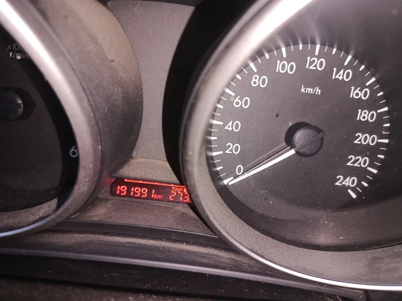 Mazda 5 - 8900 лв. / 4550.50 € - 14002152 1 | Car24.bg Mazda 5 - 8900 лв. / 4550.50 € - 14002152 1