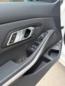 BMW 330 * 330i xDrive * CARFAX * БЕЗ ПЪРВОНАЧАЛНА ВНОСКА - 41100 лв. / 21014.10 € - 94535792 12 | Car24.bg BMW 330 * 330i xDrive * CARFAX * БЕЗ ПЪРВОНАЧАЛНА ВНОСКА - 41100 лв. / 21014.10 € - 94535792 12