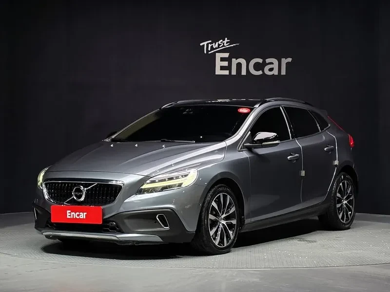Volvo V40 Cross Country D3 | Auto.bg — изображение 1 Volvo V40 Cross Country D3 | Auto.bg — изображение 1