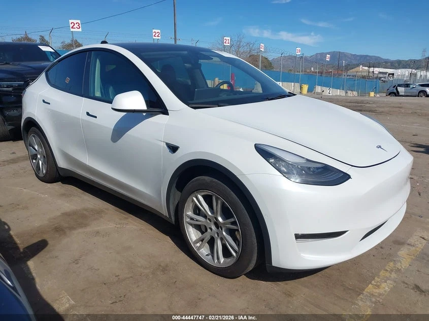 Tesla Model Y Long Range AWD | Auto.bg — изображение 1 Tesla Model Y Long Range AWD | Auto.bg — изображение 1