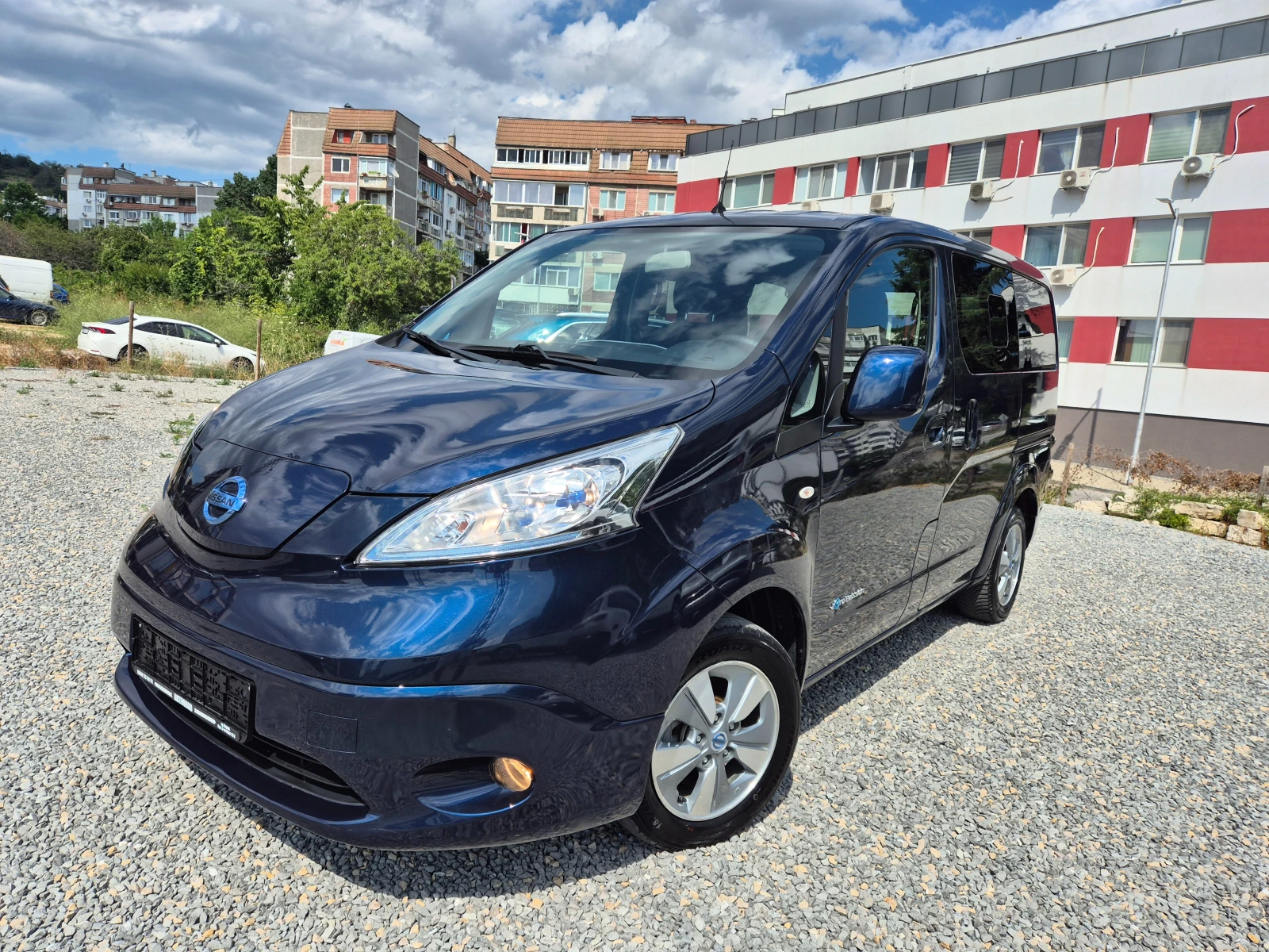 Nissan e-NV200 EV-40 KW-6+ 1-NAVI KAMERA-KEYLESS | Auto.bg — изображение 1 Nissan e-NV200 EV-40 KW-6+ 1-NAVI KAMERA-KEYLESS | Auto.bg — изображение 1