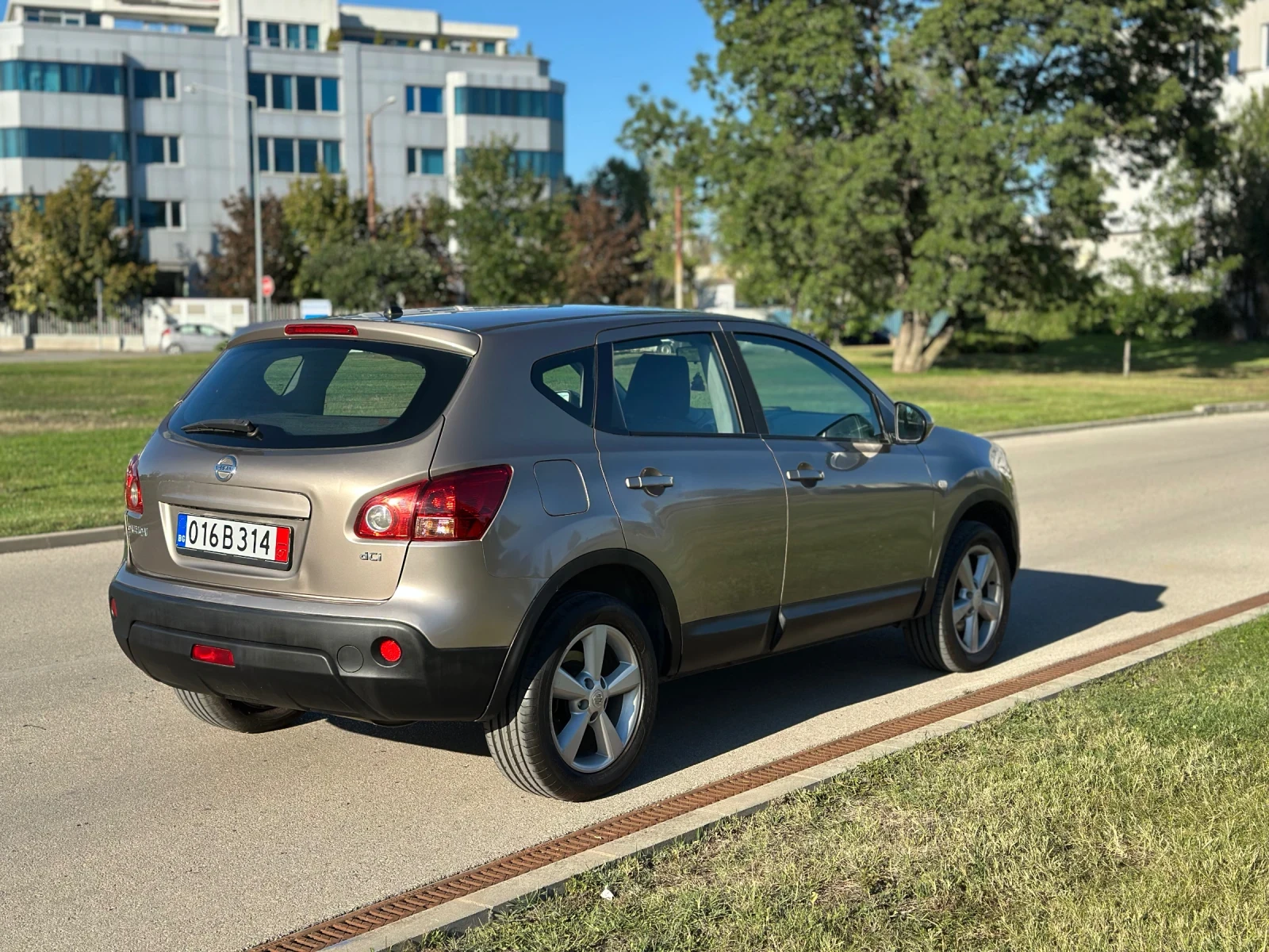 Nissan Qashqai Климатроник/Италия - изображение 7 | Auto.bg Nissan Qashqai Климатроник/Италия - изображение 7