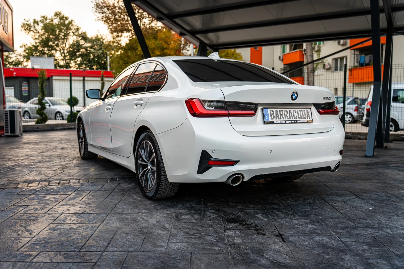 BMW 330 i| SEDAN| SPORTLINE| POP&BANG| STEPTRONIC|  - изображение 9 | Auto.bg BMW 330 i| SEDAN| SPORTLINE| POP&BANG| STEPTRONIC|  - изображение 9