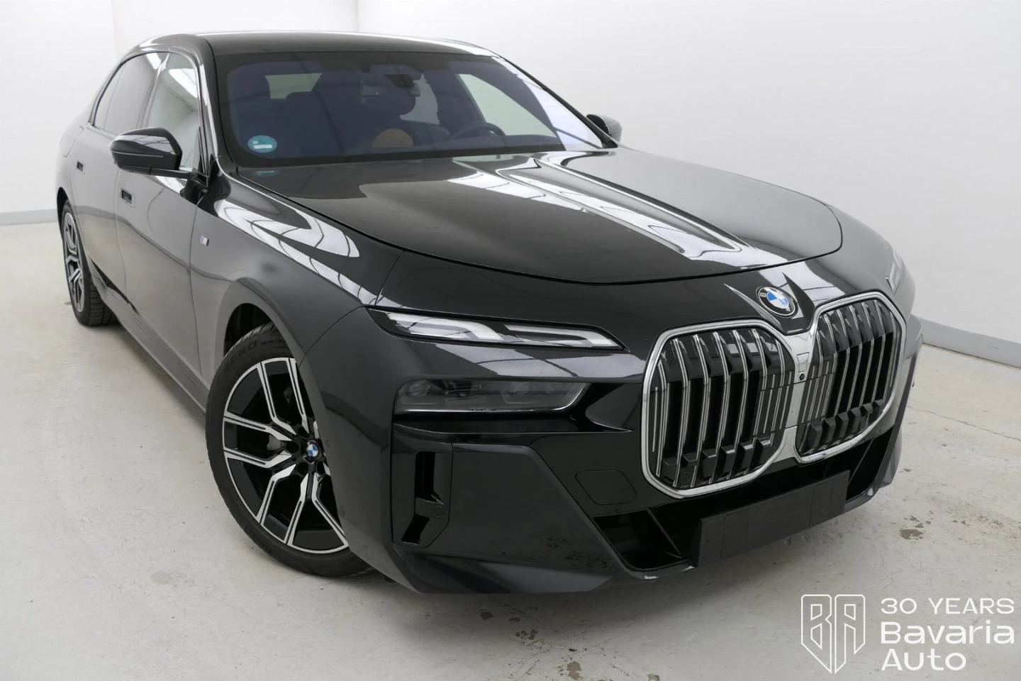 BMW 740 d xDrive M Sport Paket Sportautomatic - изображение 4 | Auto.bg BMW 740 d xDrive M Sport Paket Sportautomatic - изображение 4