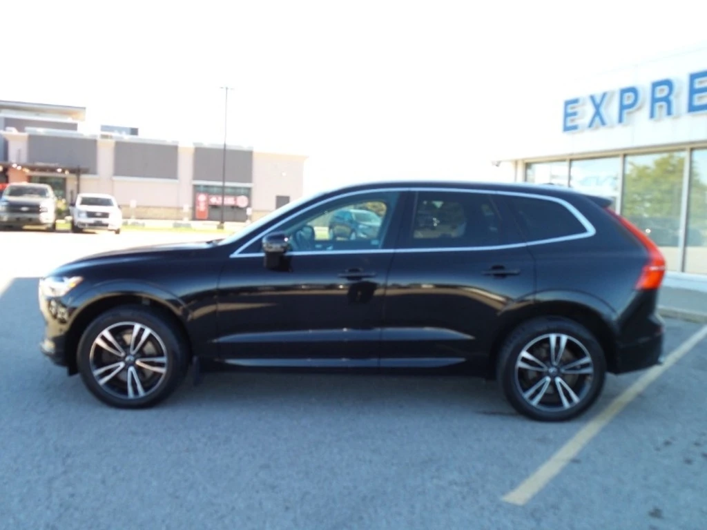 Volvo XC60 T6 AWD* MOMENTUM * PANO * ВИРТУАЛНО ТАБЛО* HK* 360 - изображение 7 | Auto.bg Volvo XC60 T6 AWD* MOMENTUM * PANO * ВИРТУАЛНО ТАБЛО* HK* 360 - изображение 7