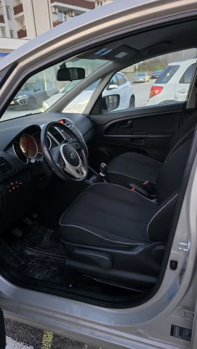 Kia Venga 1.4 DOHC - 4850 € / 9485.78 лв. - 55130852 9 | Car24.bg Kia Venga 1.4 DOHC - 4850 € / 9485.78 лв. - 55130852 9