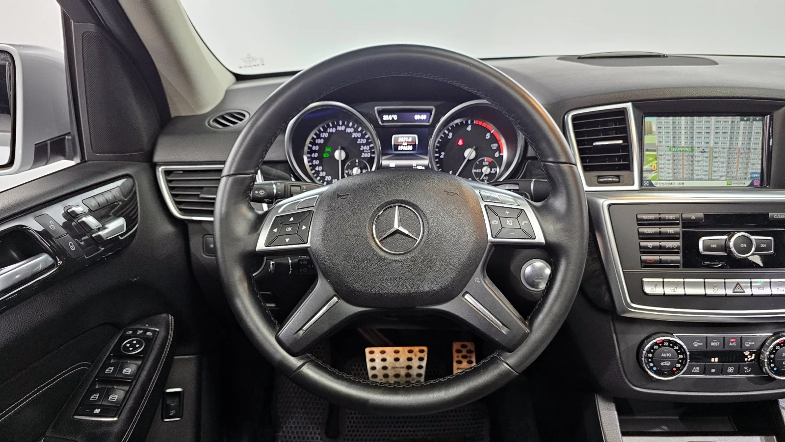 Mercedes-Benz ML 350 Сервизна История / Перфектна !!! - изображение 9 | Auto.bg Mercedes-Benz ML 350 Сервизна История / Перфектна !!! - изображение 9