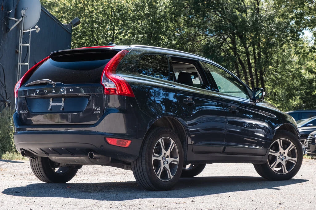 Volvo XC60 * Premier Plus* АвтоКредит* (ЦЕНА ДО БГ) - изображение 2 | Auto.bg Volvo XC60 * Premier Plus* АвтоКредит* (ЦЕНА ДО БГ) - изображение 2