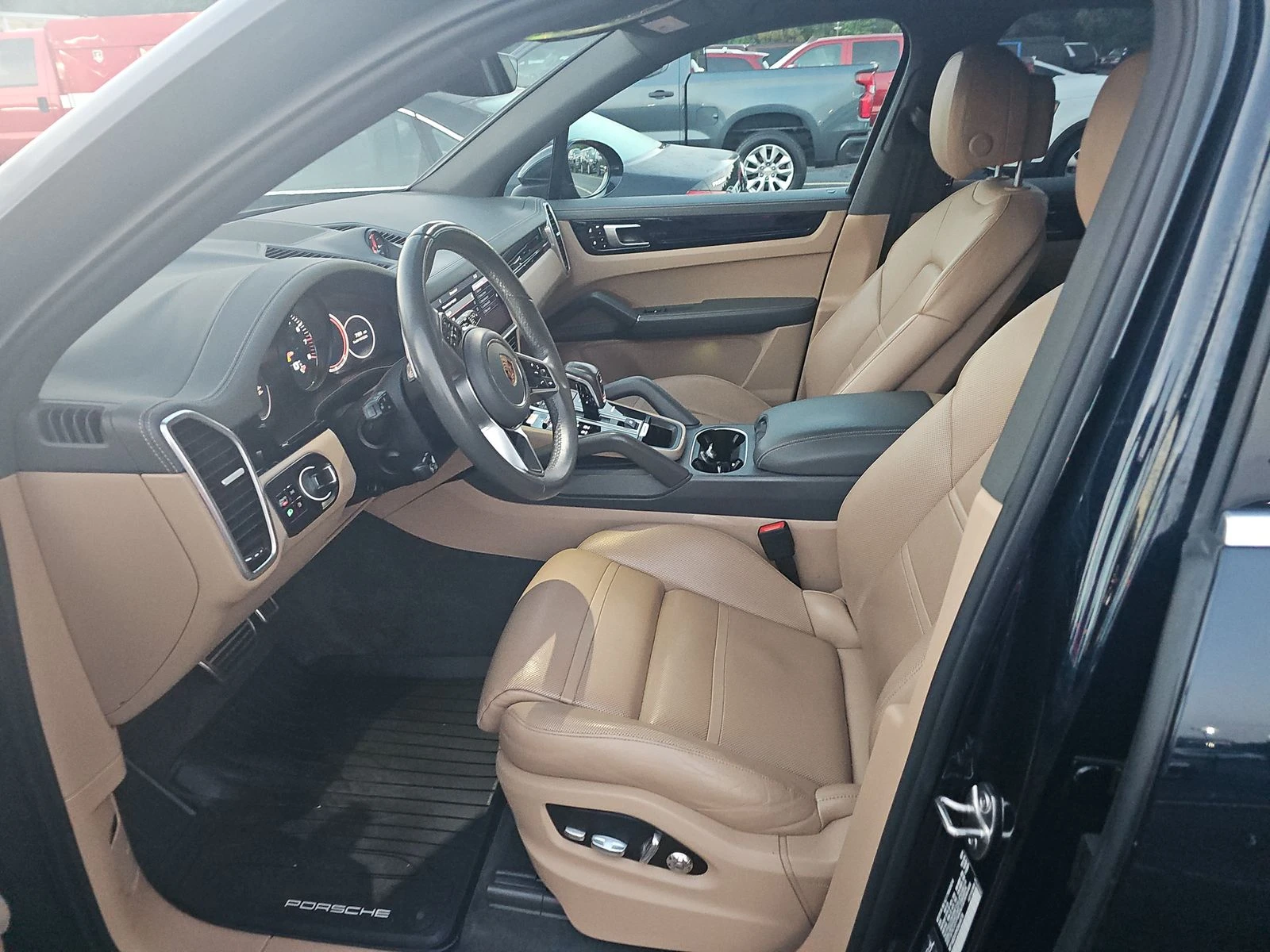 Porsche Cayenne S* BOSE* DISTRONIC* OBDUH*  - изображение 10 | Auto.bg Porsche Cayenne S* BOSE* DISTRONIC* OBDUH*  - изображение 10