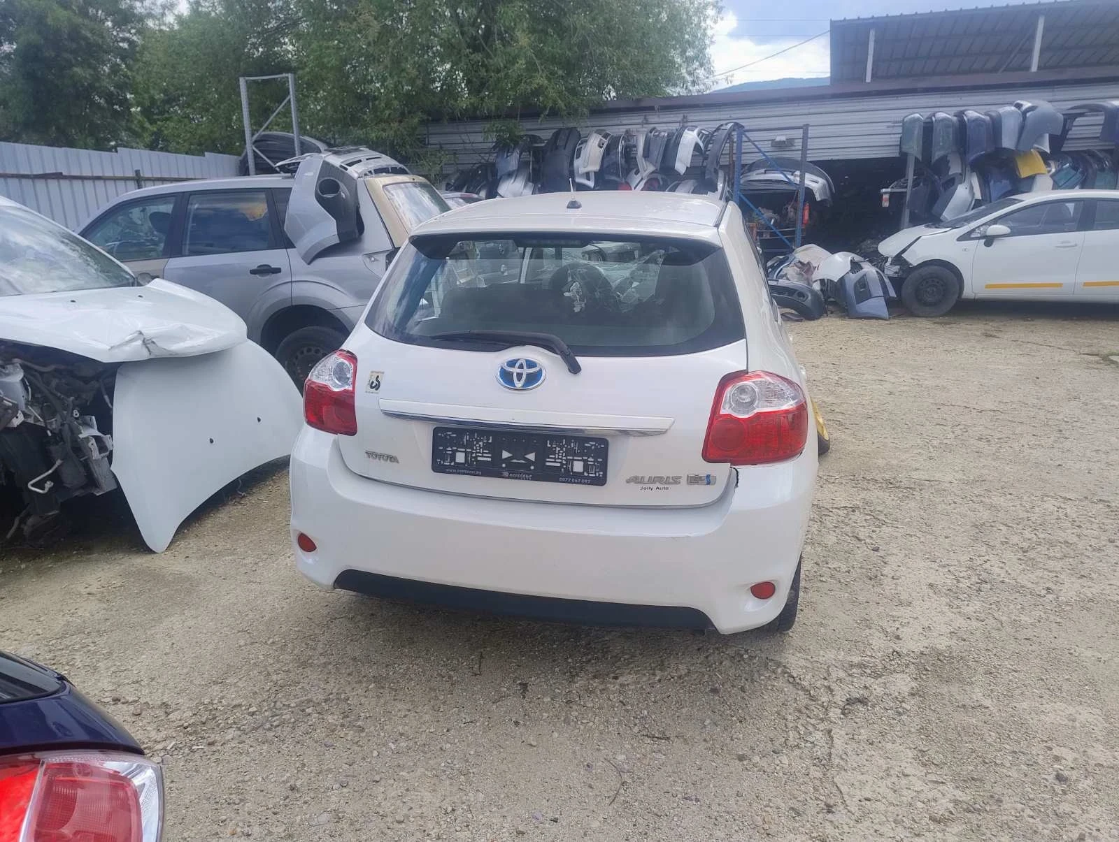 Toyota Auris 1.8 Hybrid | Auto.bg — изображение 1 Toyota Auris 1.8 Hybrid | Auto.bg — изображение 1