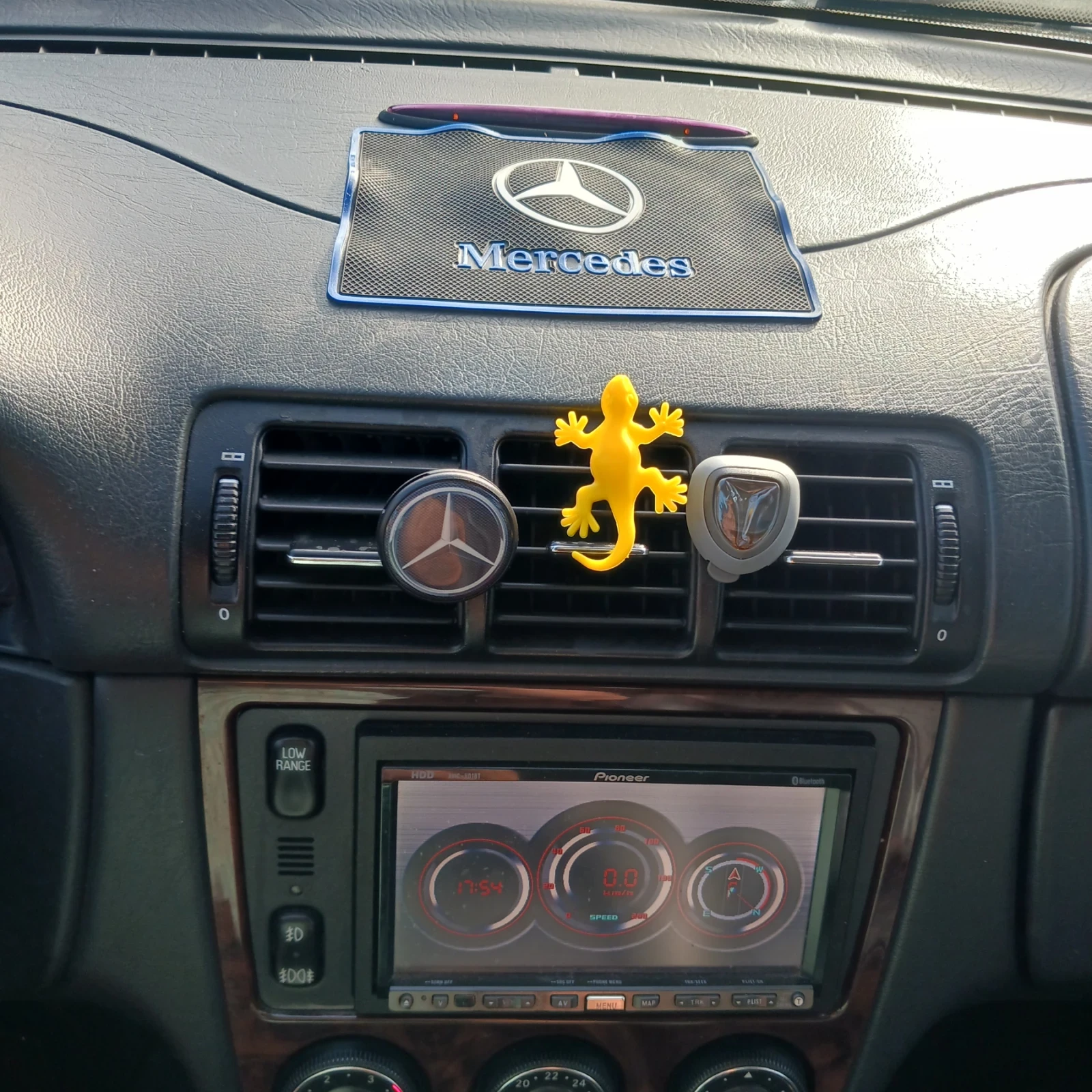 Mercedes-Benz ML 270 undefined | Auto.bg — изображение 1 Mercedes-Benz ML 270 undefined | Auto.bg — изображение 1