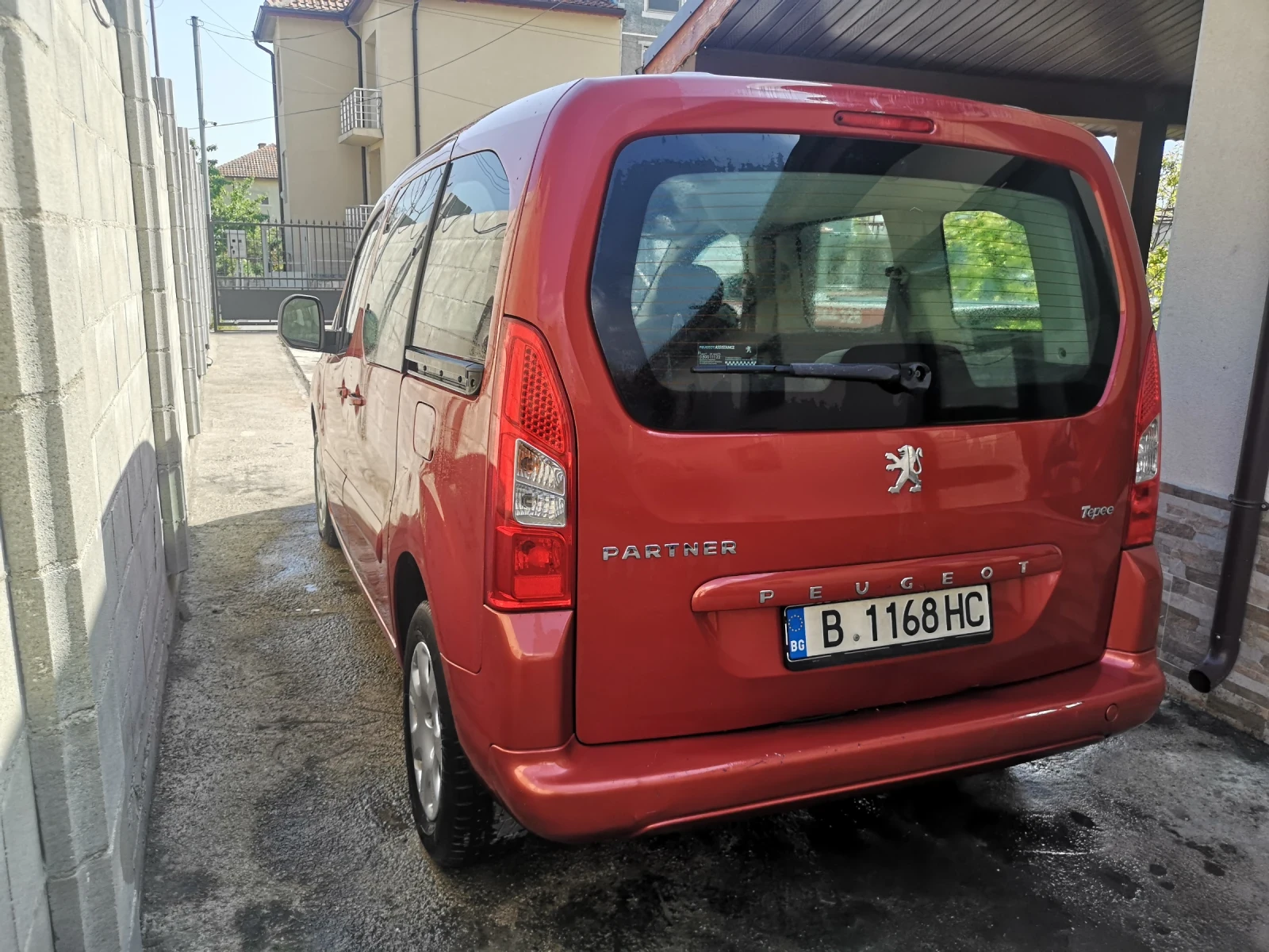 Peugeot Partner 1.6TDI 90к.с. - изображение 4 | Auto.bg Peugeot Partner 1.6TDI 90к.с. - изображение 4