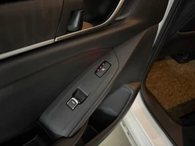Honda Accord 2.0 Hybrid Touring | Auto.bg — изображение 17 Honda Accord 2.0 Hybrid Touring | Auto.bg — изображение 17