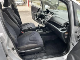 Honda Jazz 73 000км FACE 1.4 i-VTEC 99к КЛИМАТРОНИК КАТО НОВА | Auto.bg — изображение 11 Honda Jazz 73 000км FACE 1.4 i-VTEC 99к КЛИМАТРОНИК КАТО НОВА | Auto.bg — изображение 11