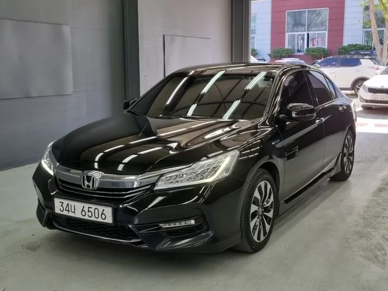 Honda Accord 2.0 HYBRID | Auto.bg — изображение 1 Honda Accord 2.0 HYBRID | Auto.bg — изображение 1