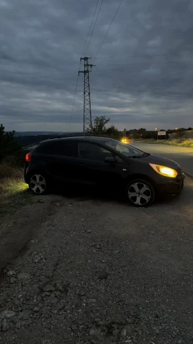 Kia Rio 1.3 - 5500 € - 57308540 2 | Car24.bg Kia Rio 1.3 - 5500 € - 57308540 2