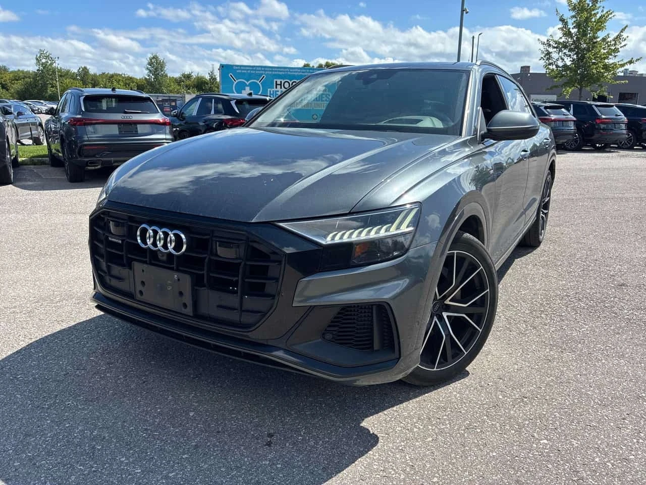 Audi Q8 * CARFAX * ДИСТРОНИК * ОБДУХВАНЕ * ХЕД-ЪП * ПАНО | Auto.bg — изображение 1 Audi Q8 * CARFAX * ДИСТРОНИК * ОБДУХВАНЕ * ХЕД-ЪП * ПАНО | Auto.bg — изображение 1