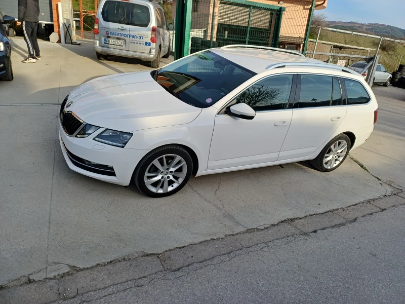 Skoda Octavia 1.4 g-tec metan - 10444 € / 20426.69 лв. - 13706507 1 | Car24.bg Skoda Octavia 1.4 g-tec metan - 10444 € / 20426.69 лв. - 13706507 1